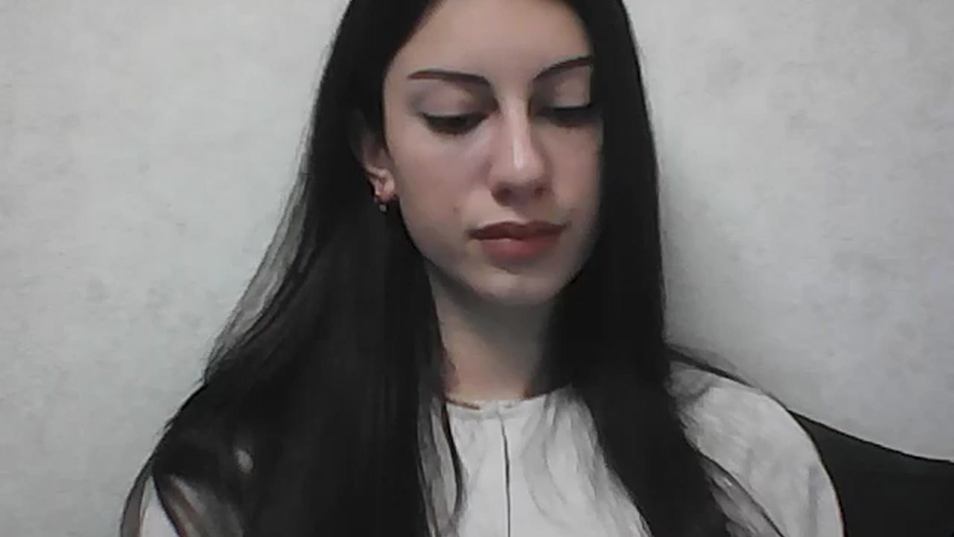 Gallery image thumbnail from Auroraa's myfreecams stream on, 11/19/2025, 15:57 image 11 of 20