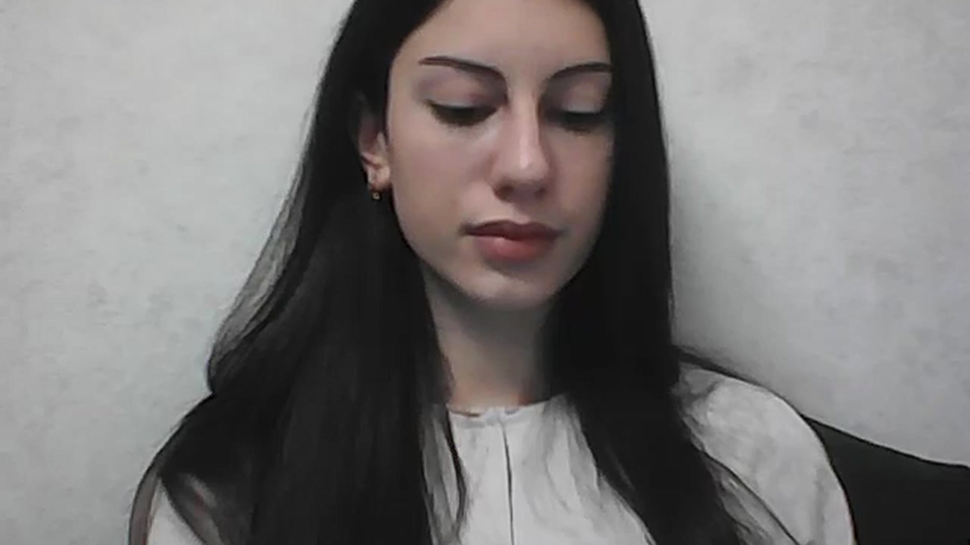 Gallery image thumbnail from Auroraa's myfreecams stream on, 11/19/2025, 15:57 image 9 of 20
