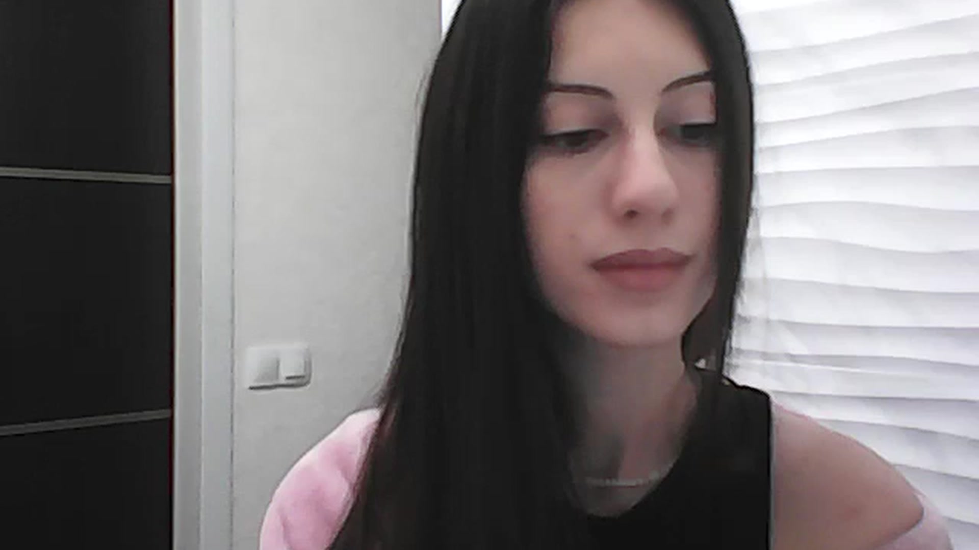 Gallery image thumbnail from Auroraa's myfreecams stream on, 11/20/2025, 13:53 image 17 of 20