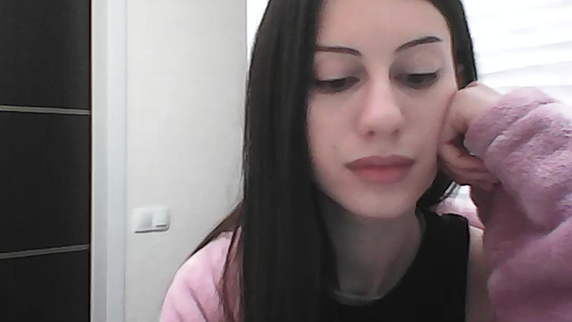 Gallery image thumbnail from Auroraa's myfreecams stream on, 11/20/2025, 13:53 image 3 of 20