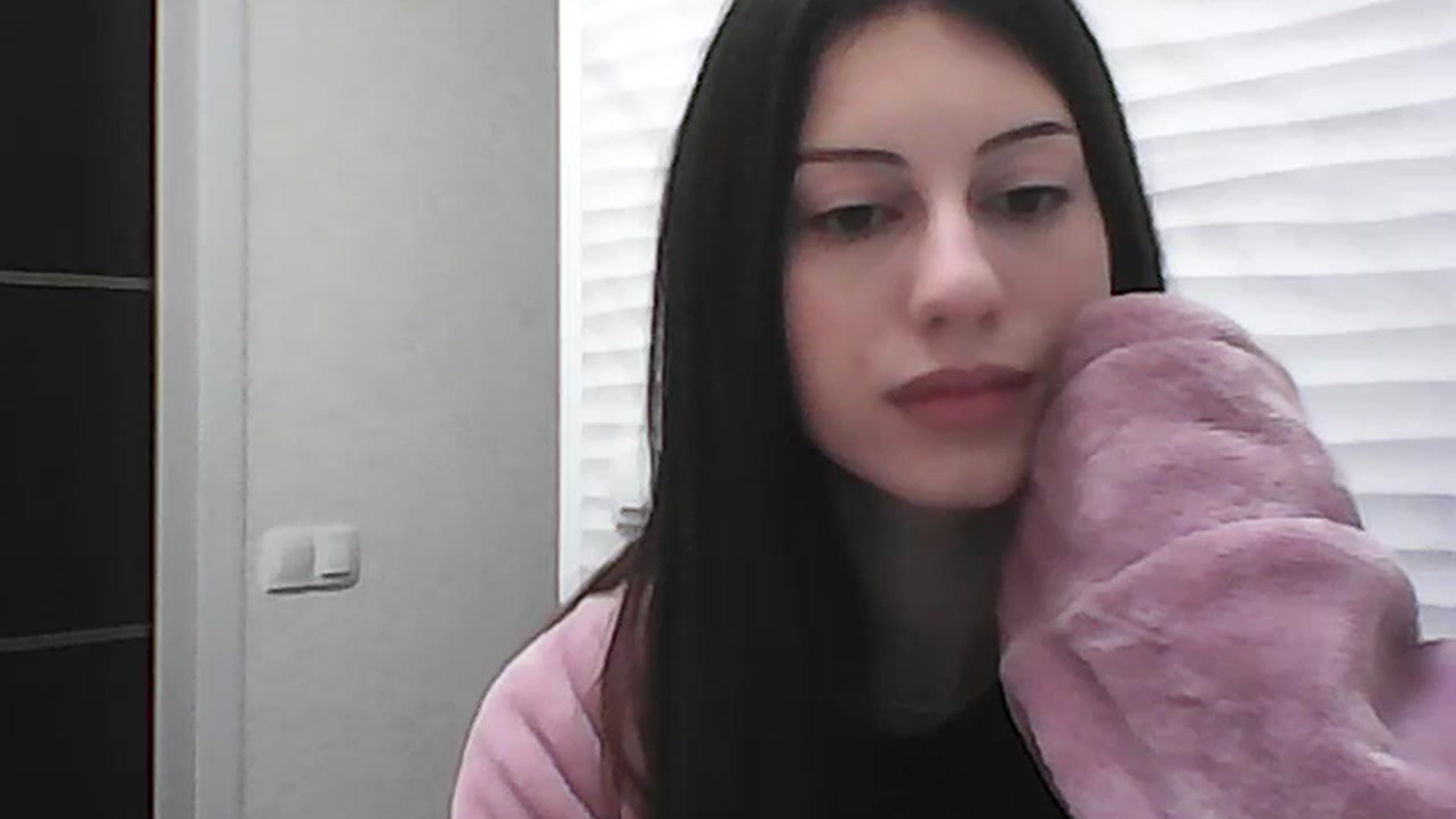 Gallery image thumbnail from Auroraa's myfreecams stream on, 11/20/2025, 13:53 image 11 of 20