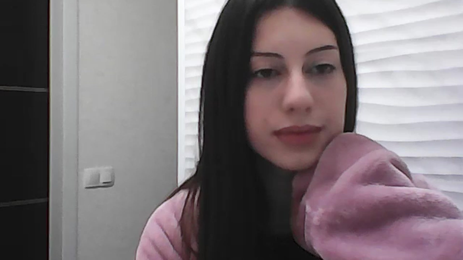 Gallery image thumbnail from Auroraa's myfreecams stream on, 11/20/2025, 13:53 image 8 of 20