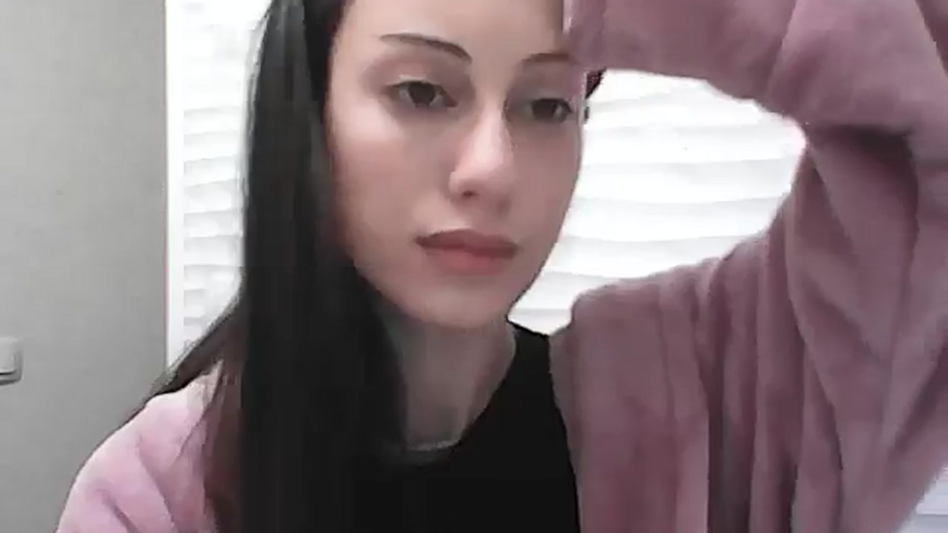 Gallery image thumbnail from Auroraa's myfreecams stream on, 11/20/2025, 13:53 image 14 of 20