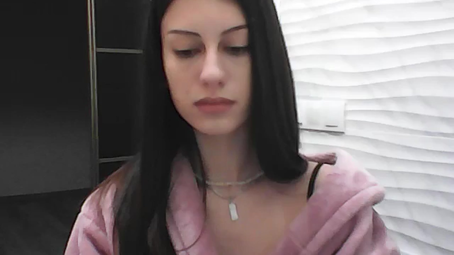 Gallery image thumbnail from Auroraa's myfreecams stream on, 11/21/2025, 13:59 image 1 of 20