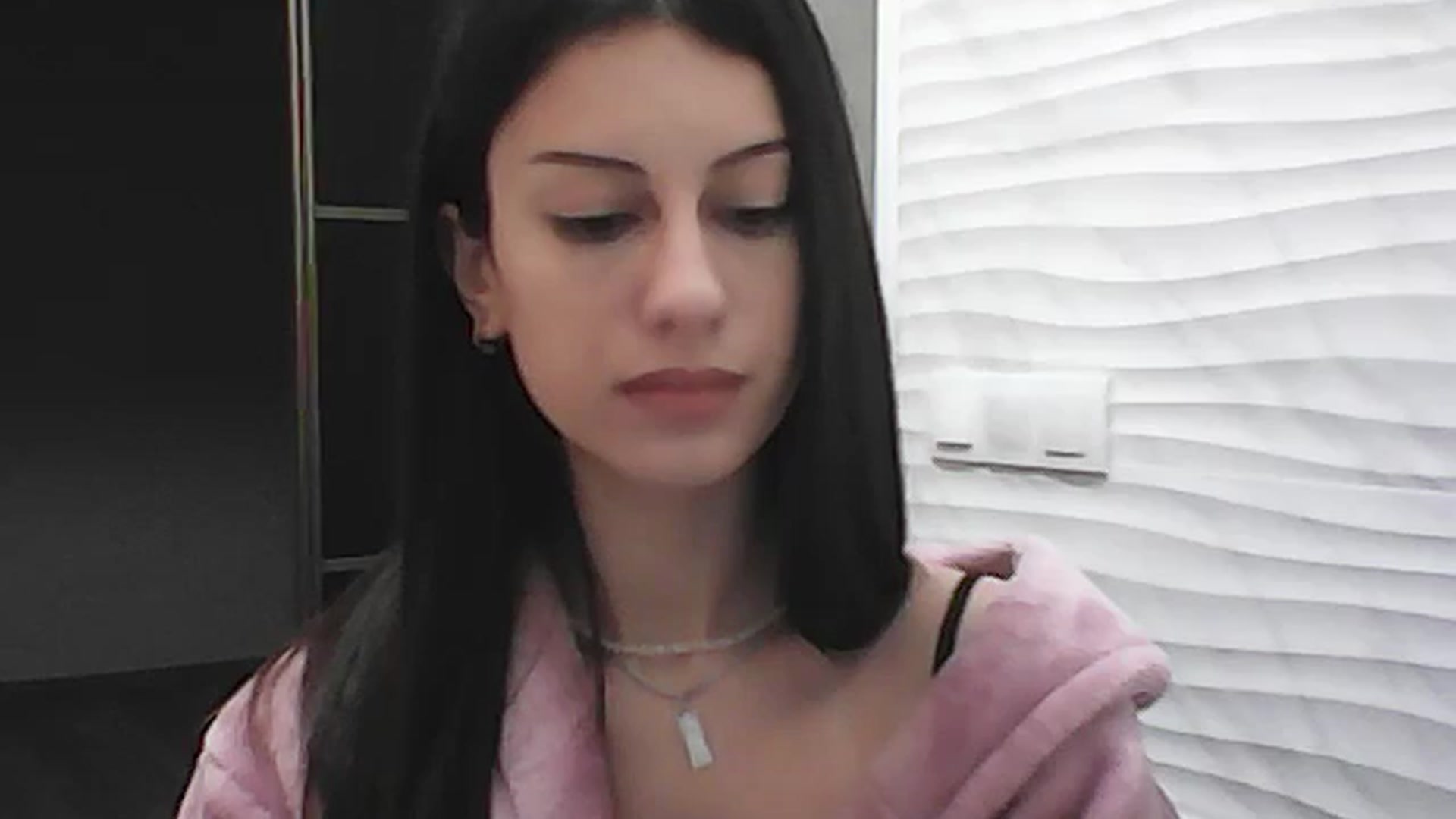Gallery image thumbnail from Auroraa's myfreecams stream on, 11/21/2025, 13:59 image 8 of 20