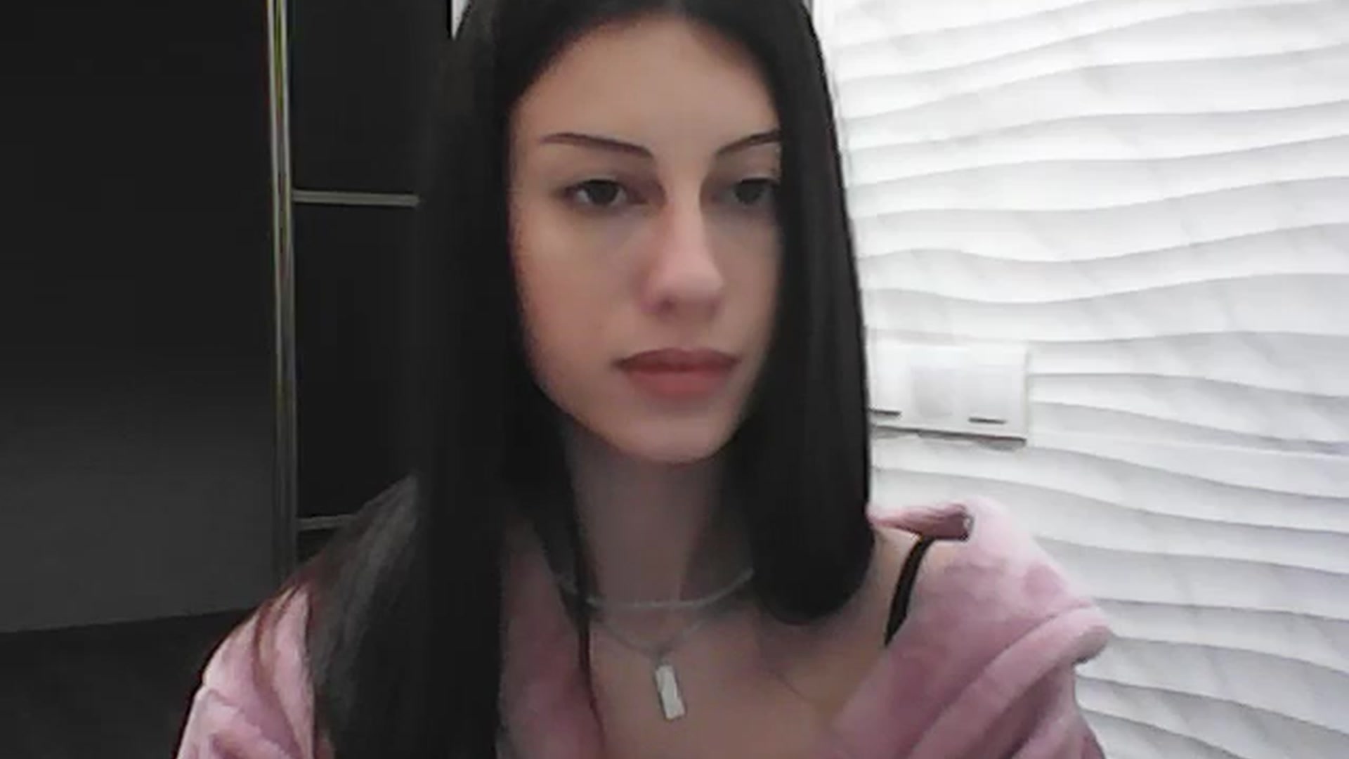 Gallery image thumbnail from Auroraa's myfreecams stream on, 11/21/2025, 13:59 image 4 of 20