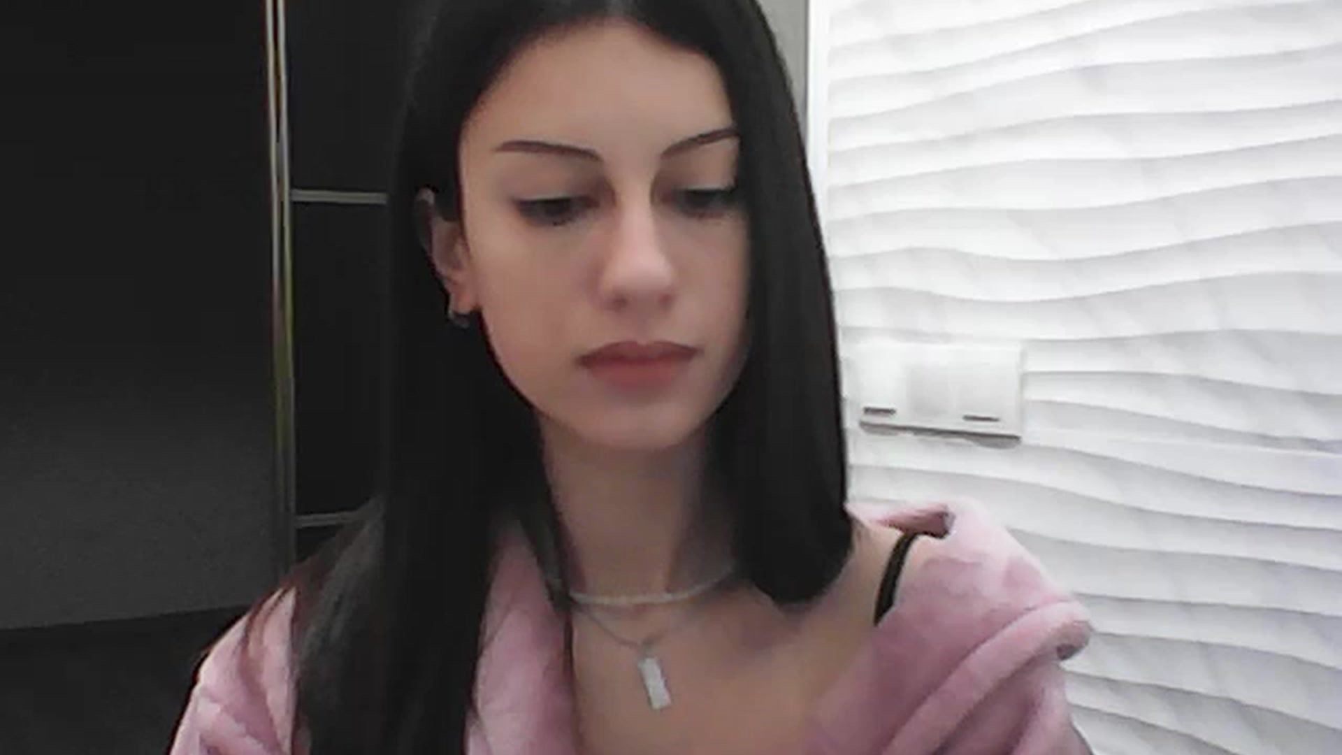 Gallery image thumbnail from Auroraa's myfreecams stream on, 11/21/2025, 13:59 image 7 of 20