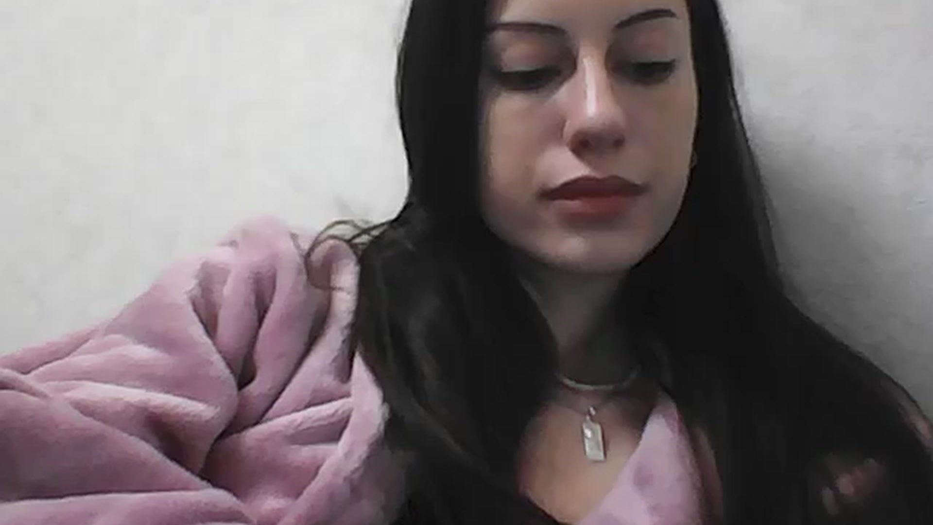 Gallery image thumbnail from Auroraa's myfreecams stream on, 11/21/2025, 14:49 image 9 of 20