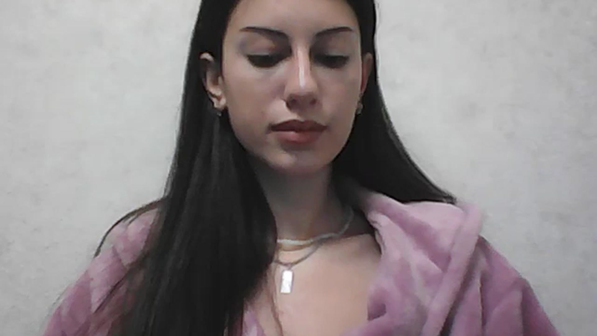Gallery image thumbnail from Auroraa's myfreecams stream on, 11/22/2025, 14:38 image 4 of 20