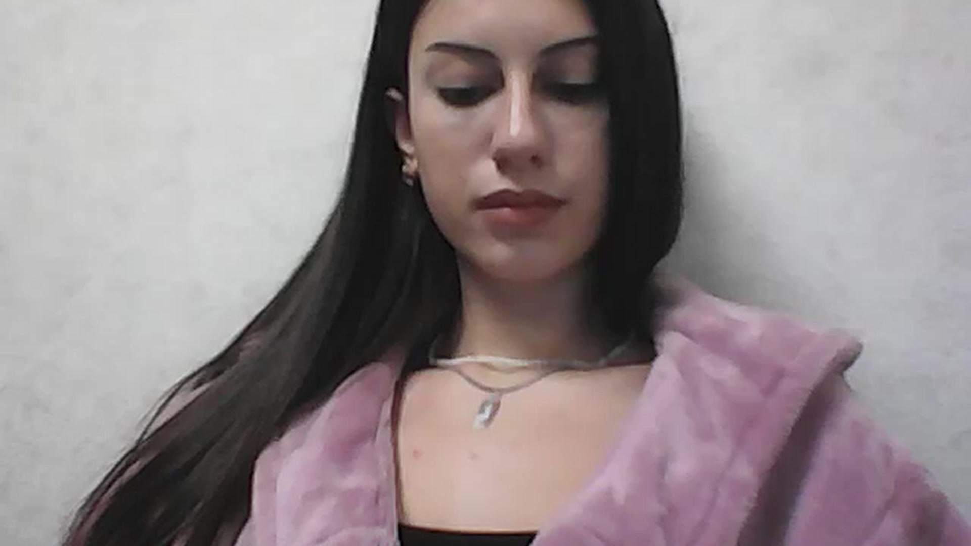 Gallery image thumbnail from Auroraa's myfreecams stream on, 11/22/2025, 15:07 image 15 of 20