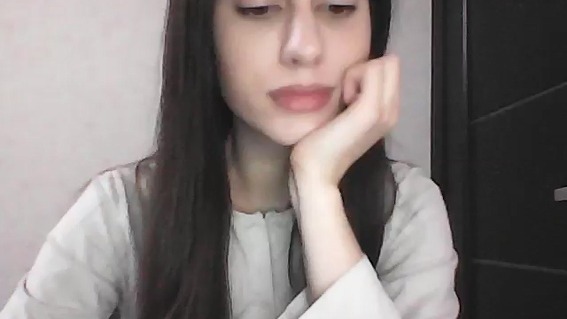 Gallery image thumbnail from Auroraa's myfreecams stream on, 11/24/2025, 18:26 image 18 of 20