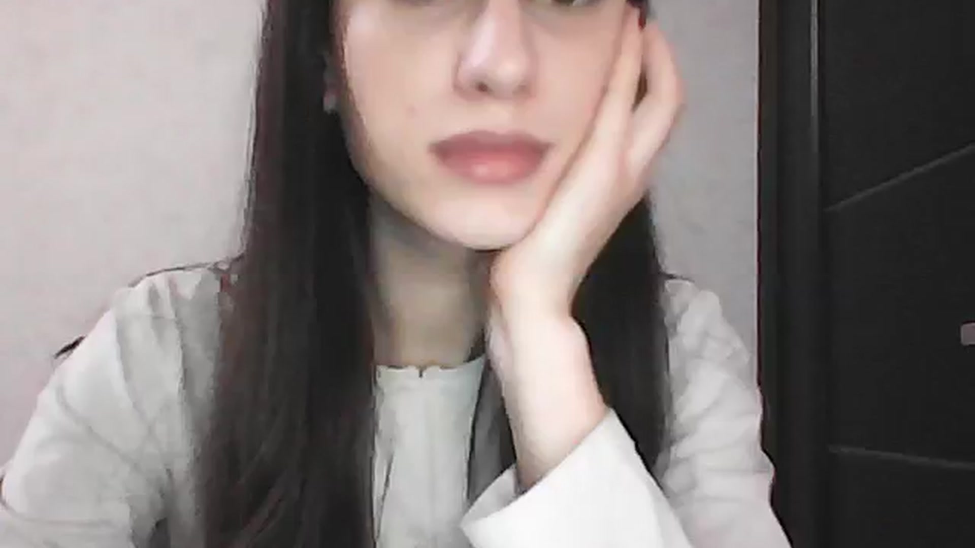 Gallery image thumbnail from Auroraa's myfreecams stream on, 11/24/2025, 18:26 image 16 of 20