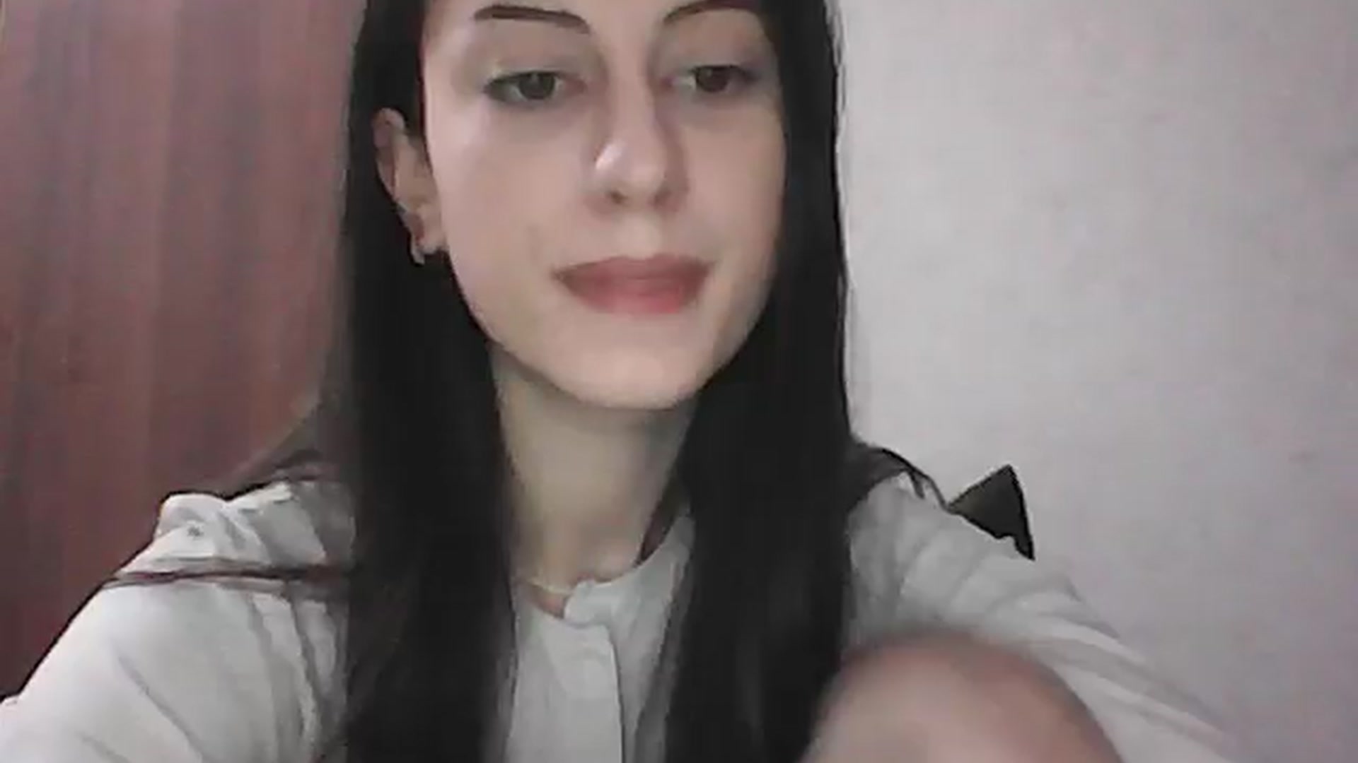 Gallery image thumbnail from Auroraa's myfreecams stream on, 11/24/2025, 19:00 image 17 of 20