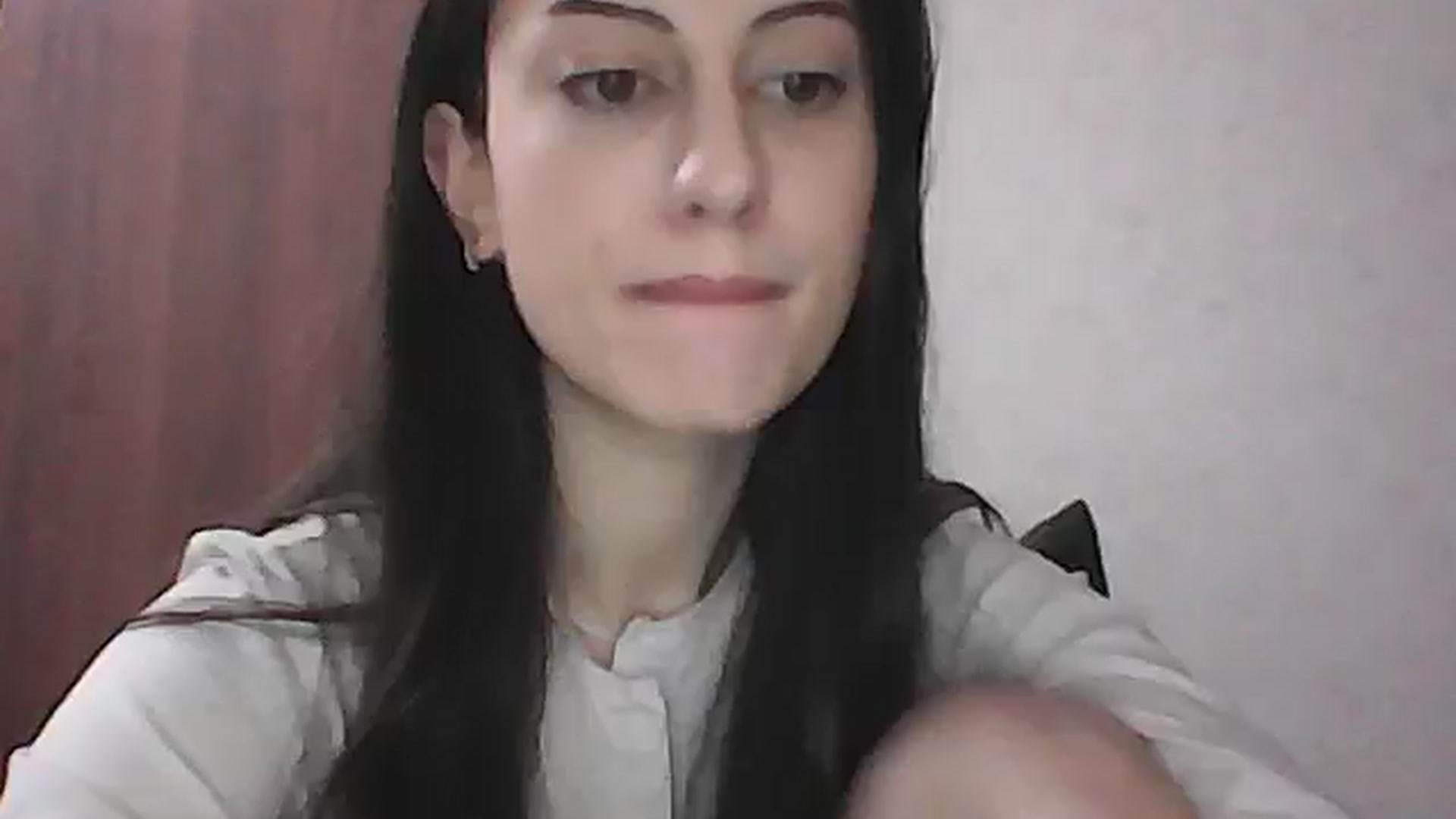 Gallery image thumbnail from Auroraa's myfreecams stream on, 11/24/2025, 19:00 image 16 of 20