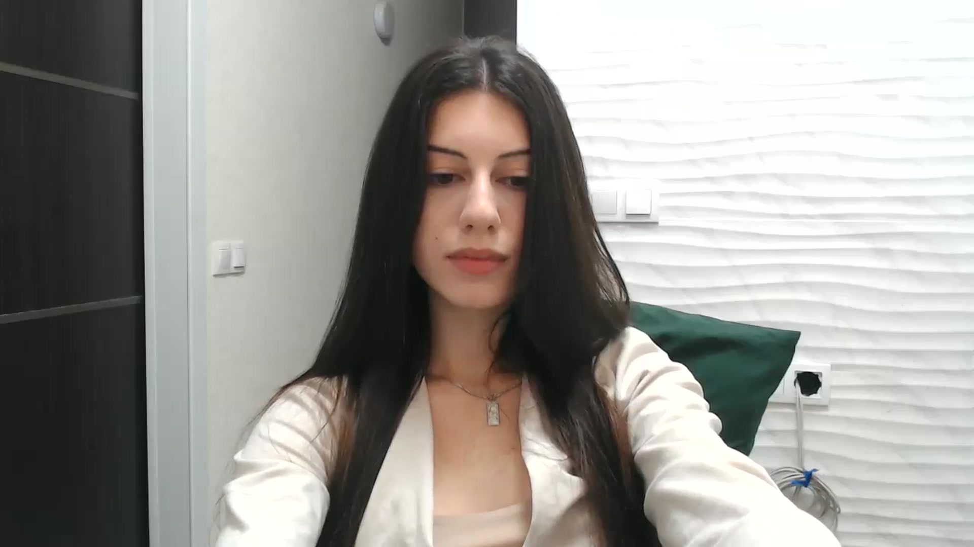 Gallery image thumbnail from Auroraa's myfreecams stream on, 12/02/2025, 15:01 image 20 of 20