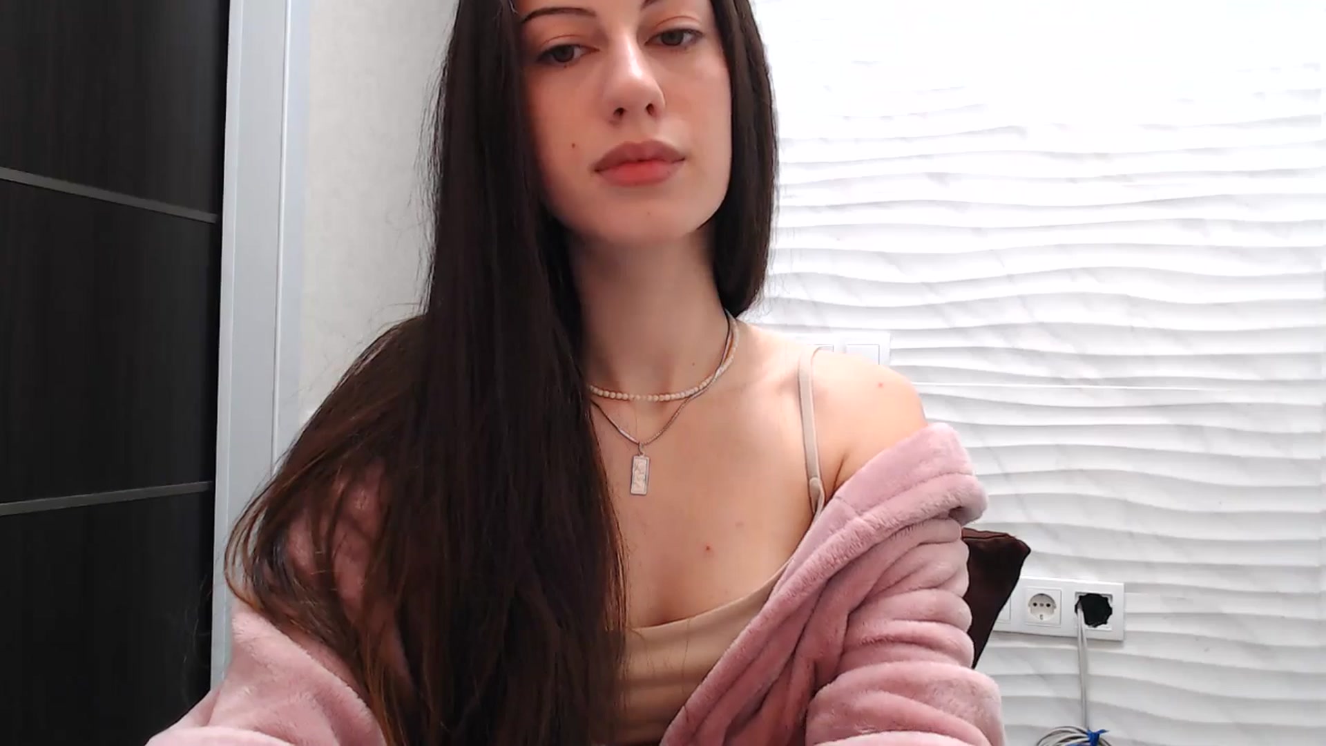 Gallery image thumbnail from Auroraa's myfreecams stream on, 12/25/2025, 12:18 image 17 of 20