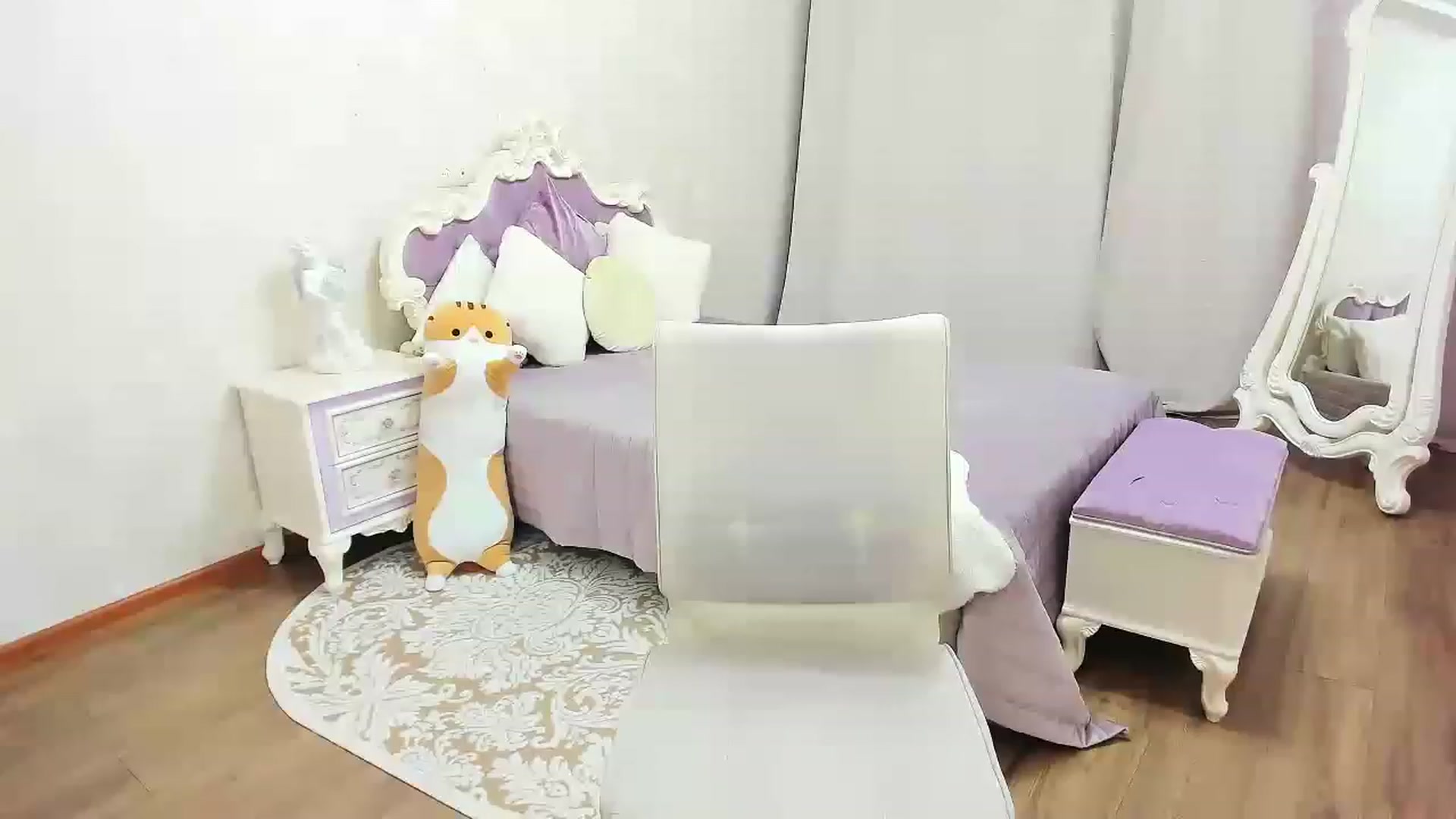 Gallery image thumbnail from Auroraa__'s myfreecams stream on, 11/18/2022, 12:57 image 16 of 20