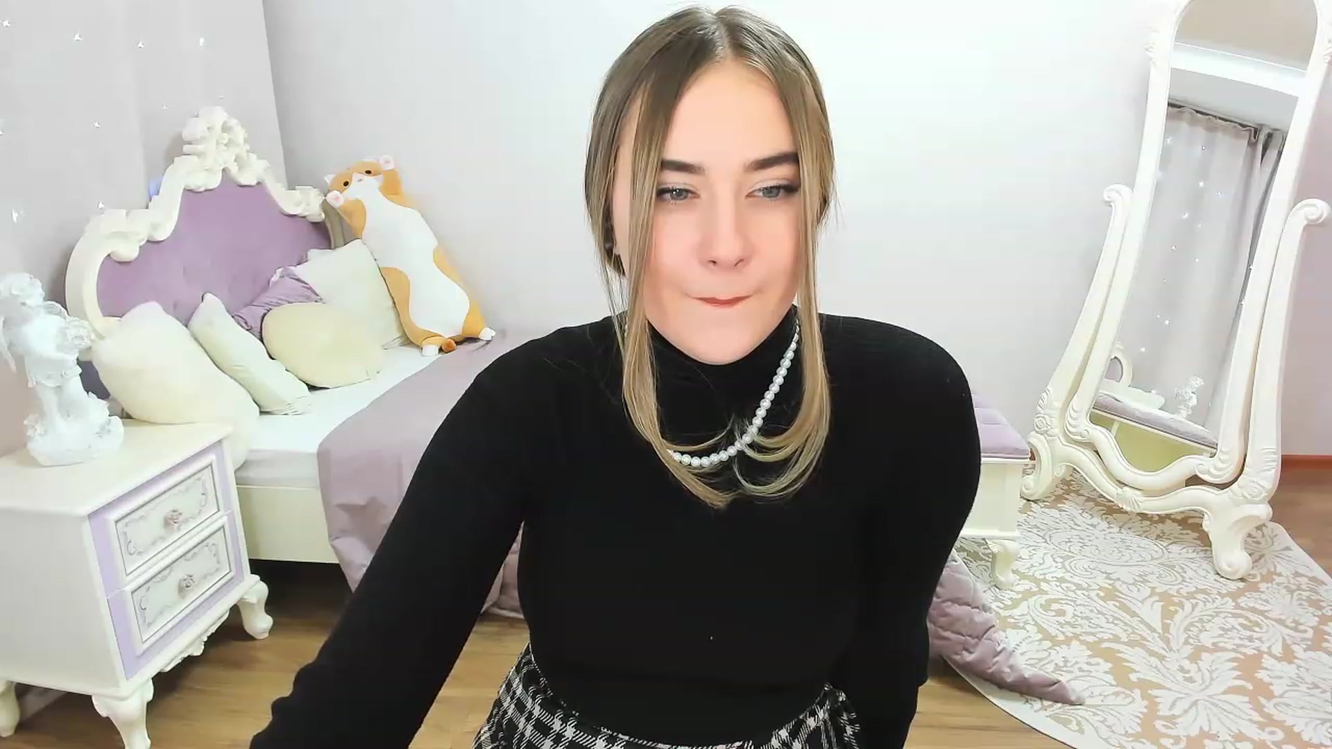 Gallery image thumbnail from Auroraa__'s myfreecams stream on, 11/26/2022, 13:52 image 5 of 20