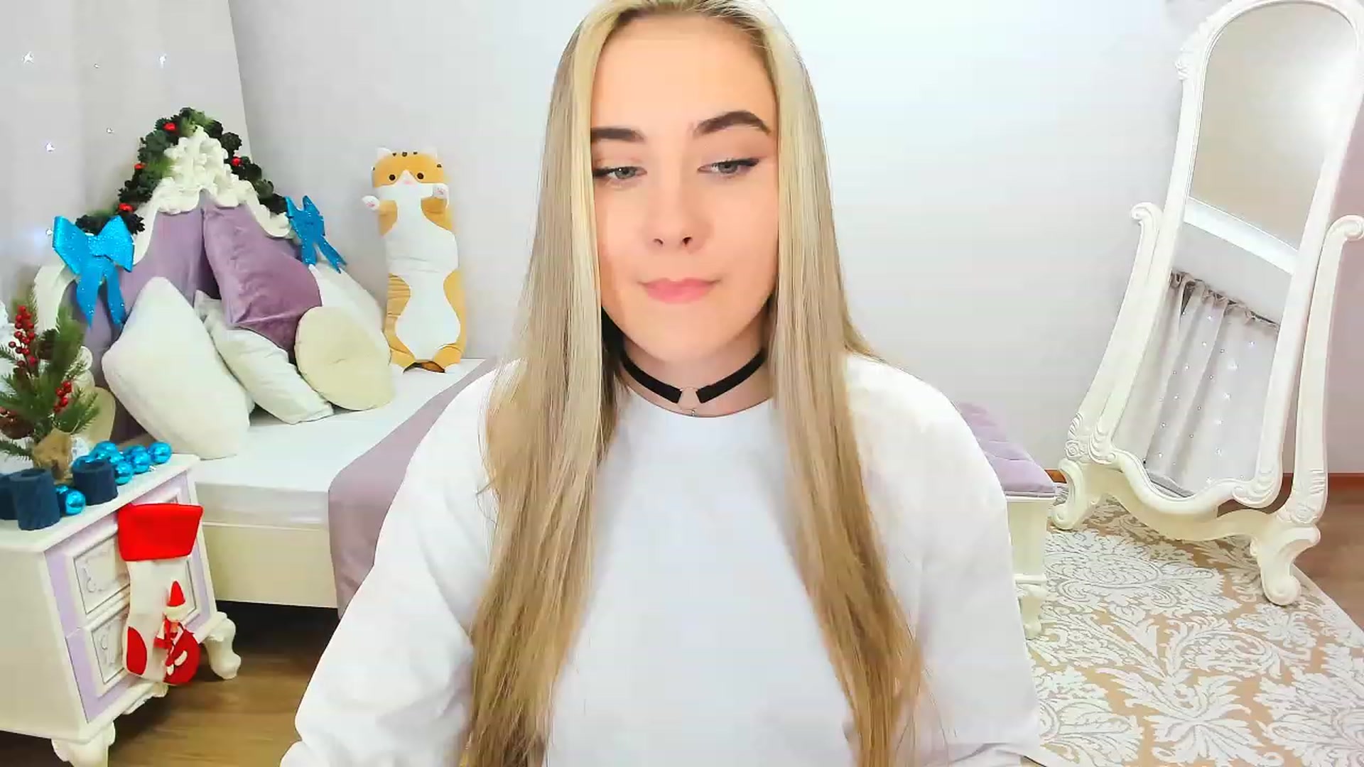 Gallery image thumbnail from Auroraa__'s myfreecams stream on, 12/11/2022, 12:27 image 20 of 20