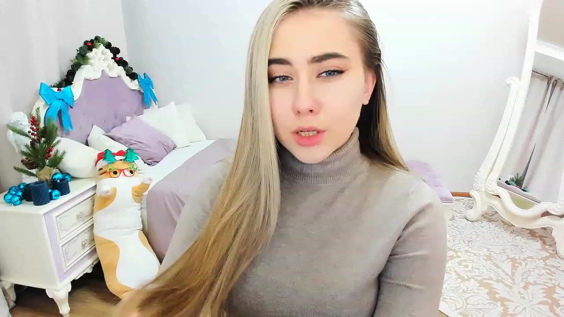 Gallery image thumbnail from Auroraa__'s myfreecams stream on, 12/29/2022, 12:45 image 10 of 20