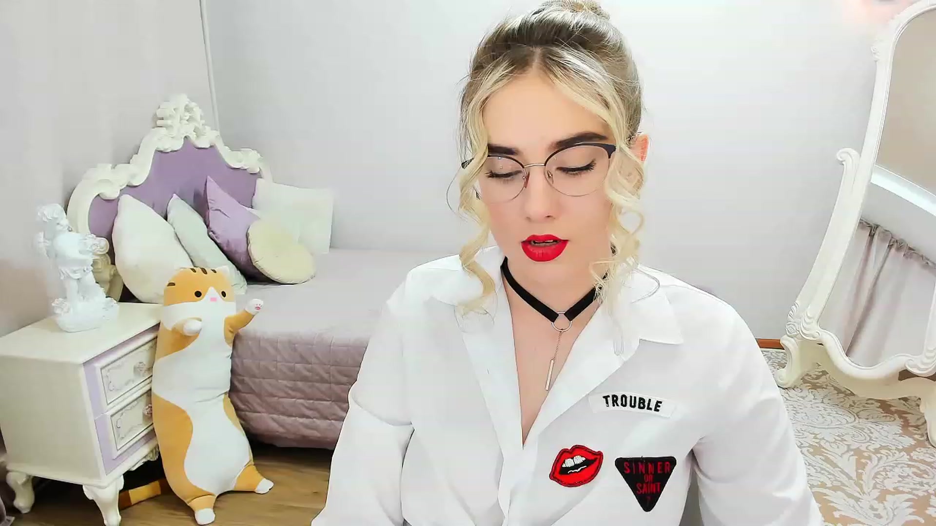 Gallery image thumbnail from Auroraa__'s myfreecams stream on, 01/19/2023, 11:58 image 10 of 20