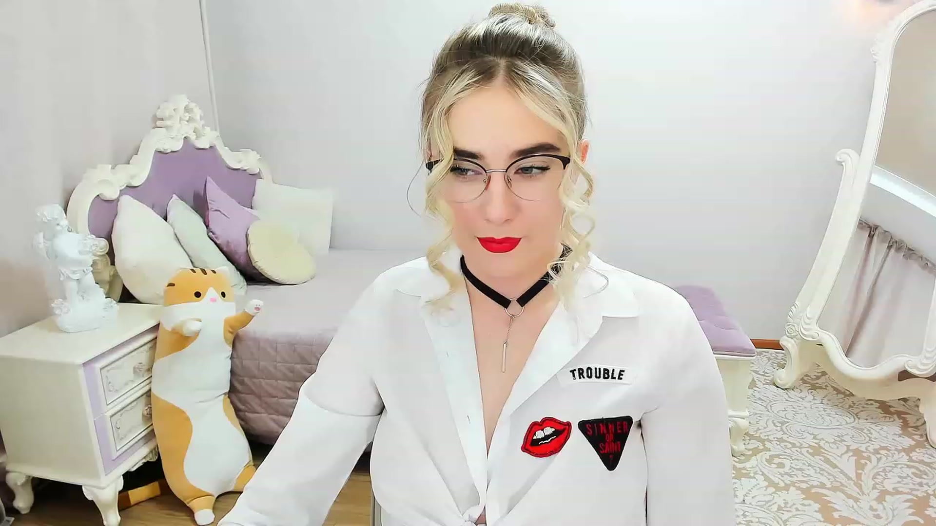 Gallery image thumbnail from Auroraa__'s myfreecams stream on, 01/19/2023, 11:58 image 2 of 20