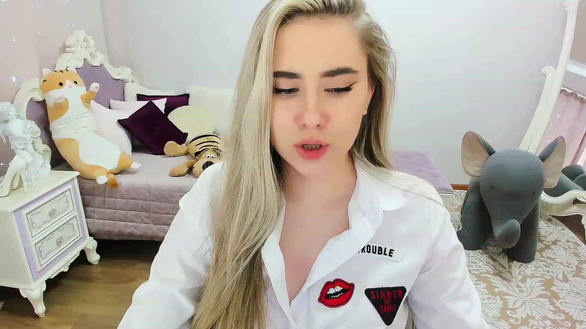 Gallery image thumbnail from Auroraa__'s myfreecams stream on, 02/19/2023, 12:00 image 2 of 20