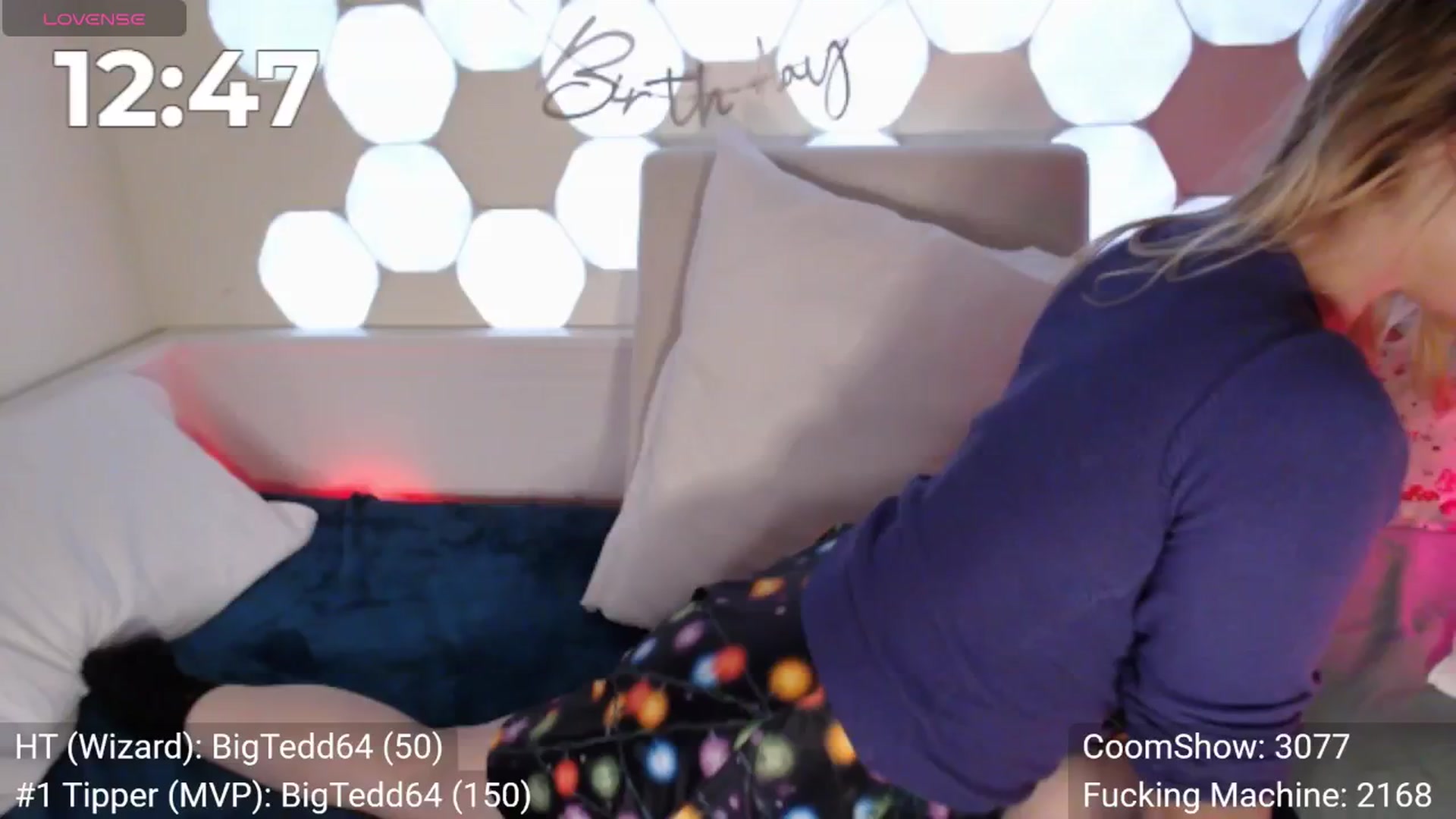 Gallery image thumbnail from AussieBDAY's myfreecams stream on, 04/28/2024, 12:24 image 3 of 20
