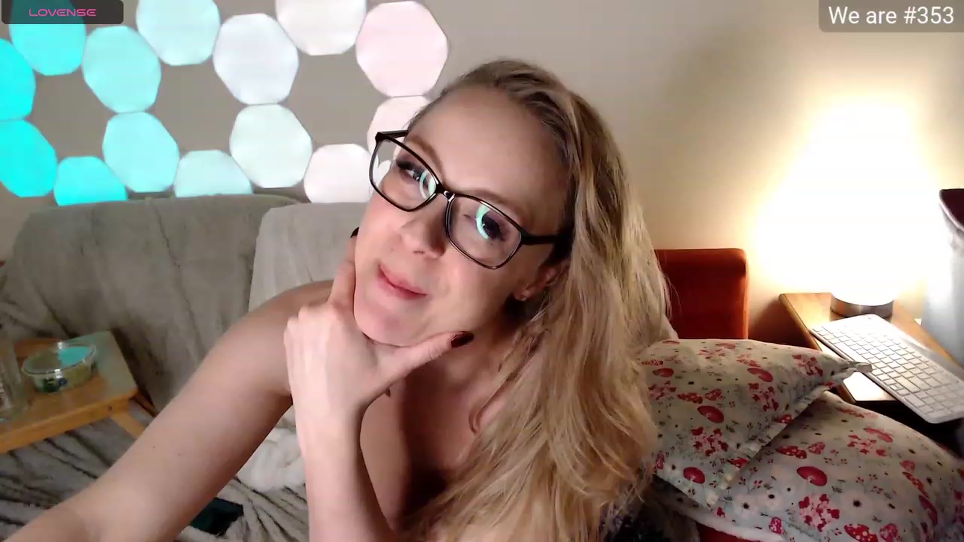 Gallery image thumbnail from AussieCosplay's myfreecams stream on, 10/06/2023, 13:58 image 19 of 20