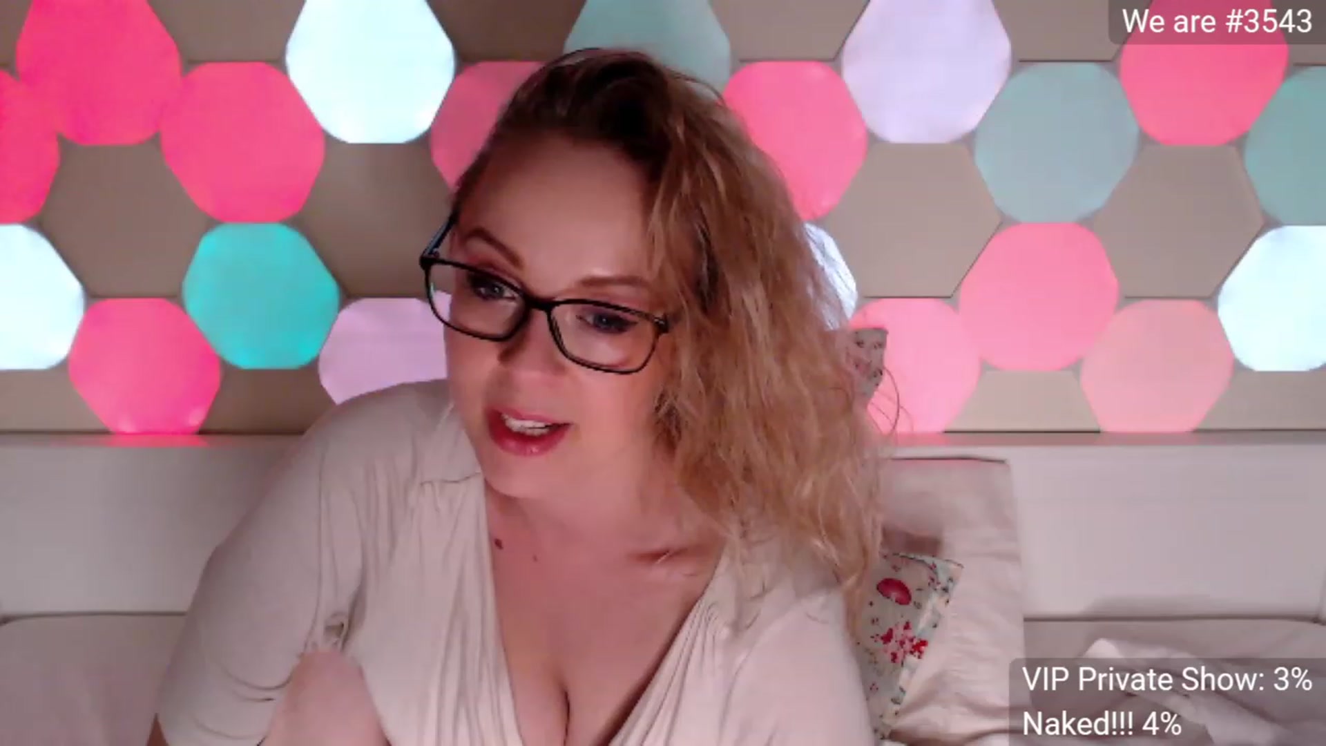 Gallery image thumbnail from AussieCosplay's myfreecams stream on, 12/24/2023, 11:48 image 8 of 20
