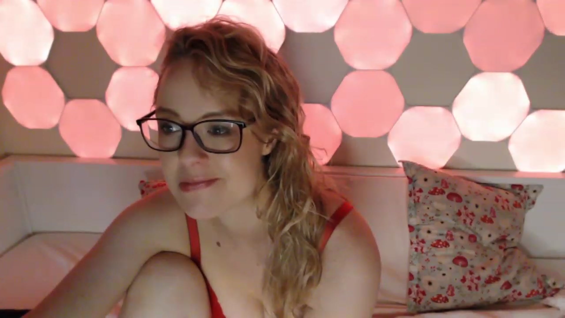 Gallery image thumbnail from AussieCosplay's myfreecams stream on, 12/25/2023, 09:34 image 11 of 20