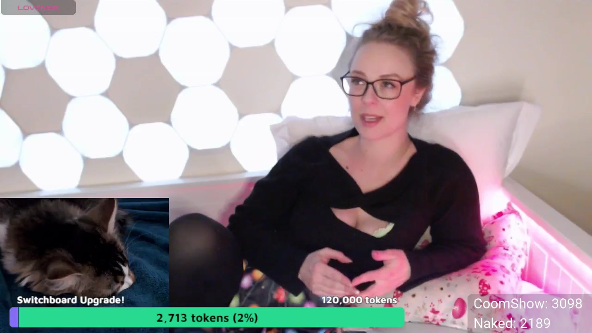 Gallery image thumbnail from AussieCosplay's myfreecams stream on, 05/23/2024, 12:06 image 9 of 20