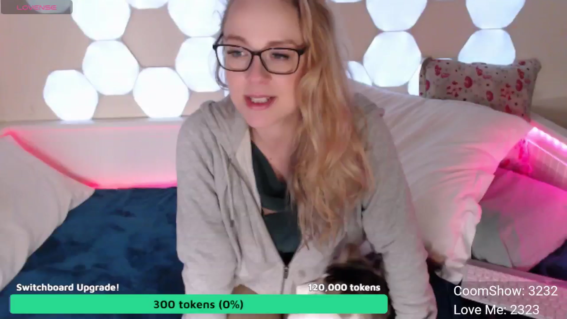 Gallery image thumbnail from AussieNerd's myfreecams stream on, 05/06/2024, 11:40 image 1 of 20