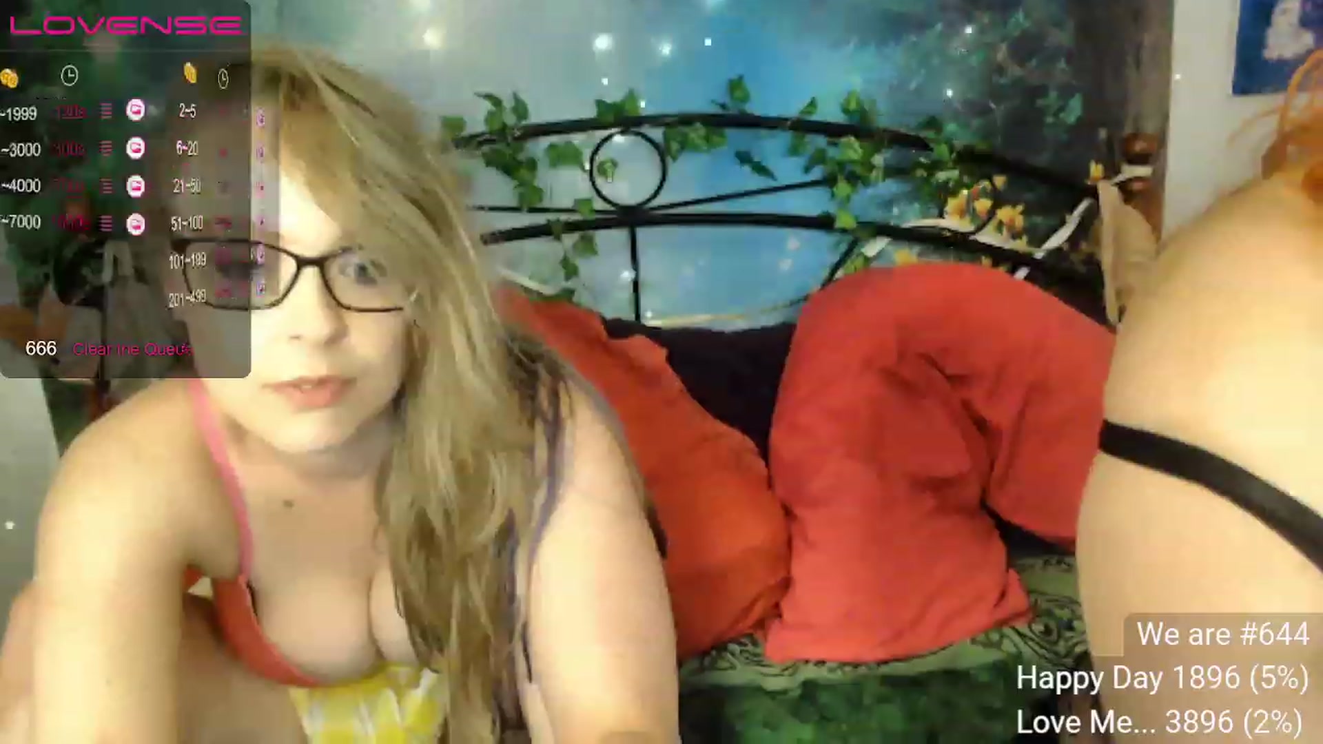 Gallery image thumbnail from Aussie_Smiles's myfreecams stream on, 06/04/2023, 12:13 image 14 of 20