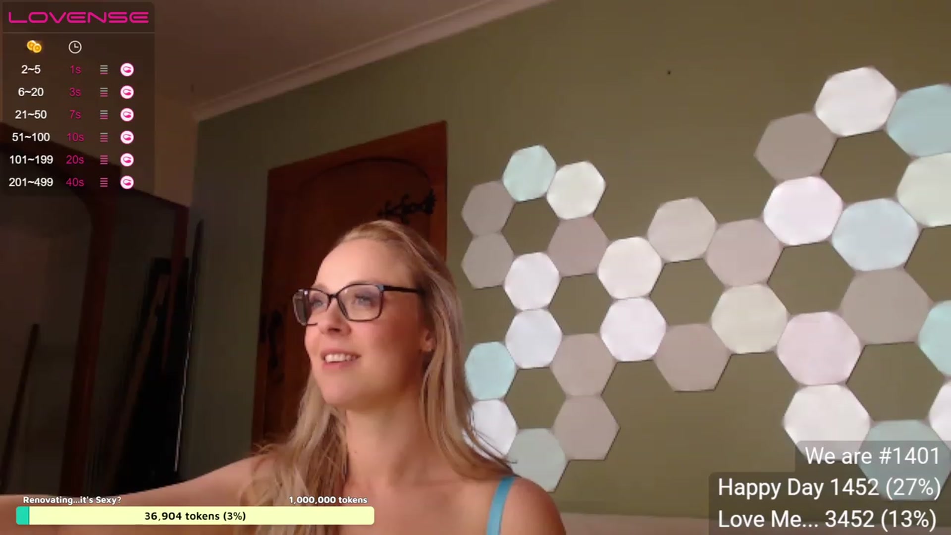 Gallery image thumbnail from Aussie_Smiles's myfreecams stream on, 06/14/2023, 15:48 image 11 of 20
