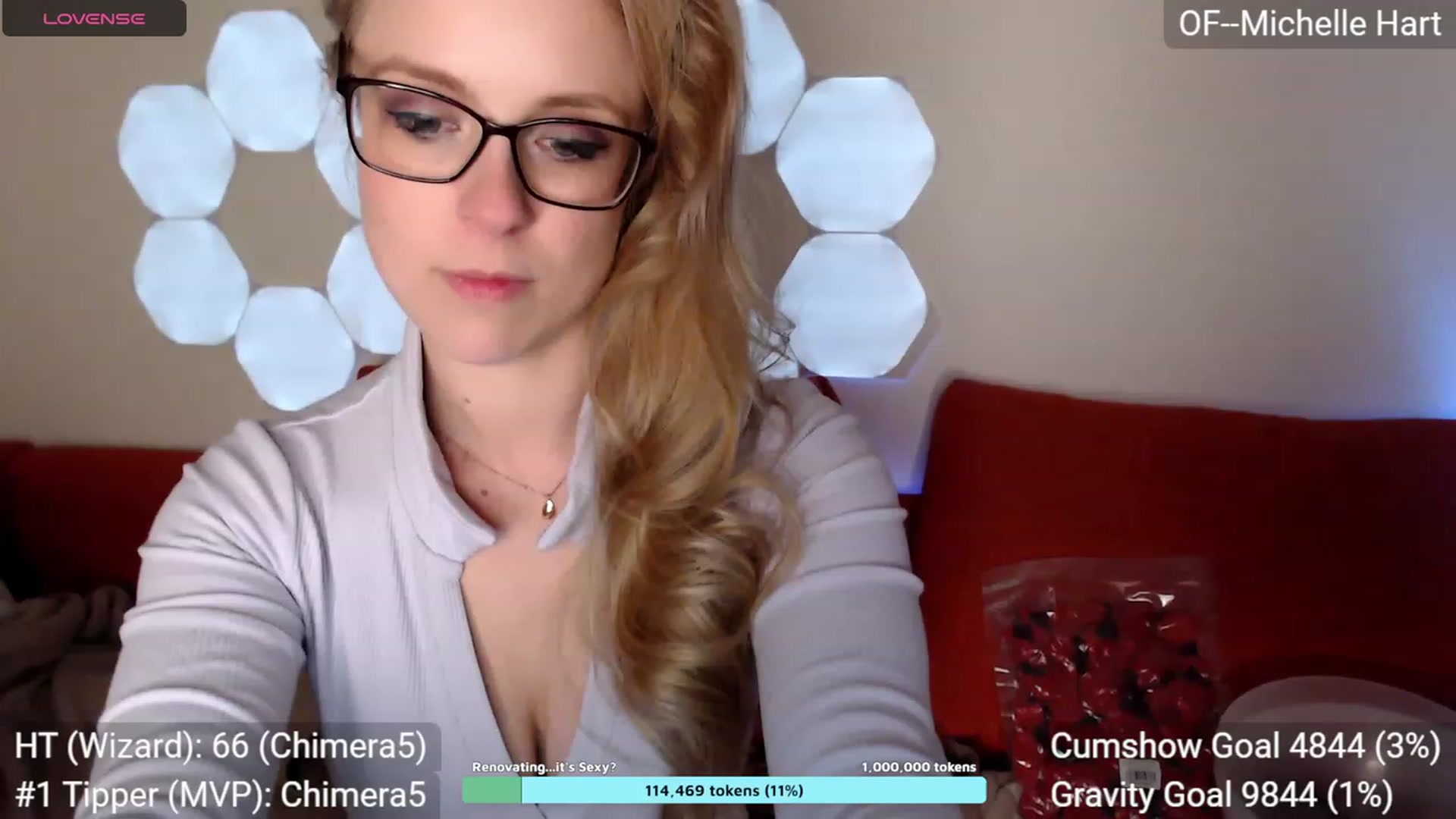 Gallery image thumbnail from Aussie_Smiles's myfreecams stream on, 08/18/2023, 14:27 image 1 of 20