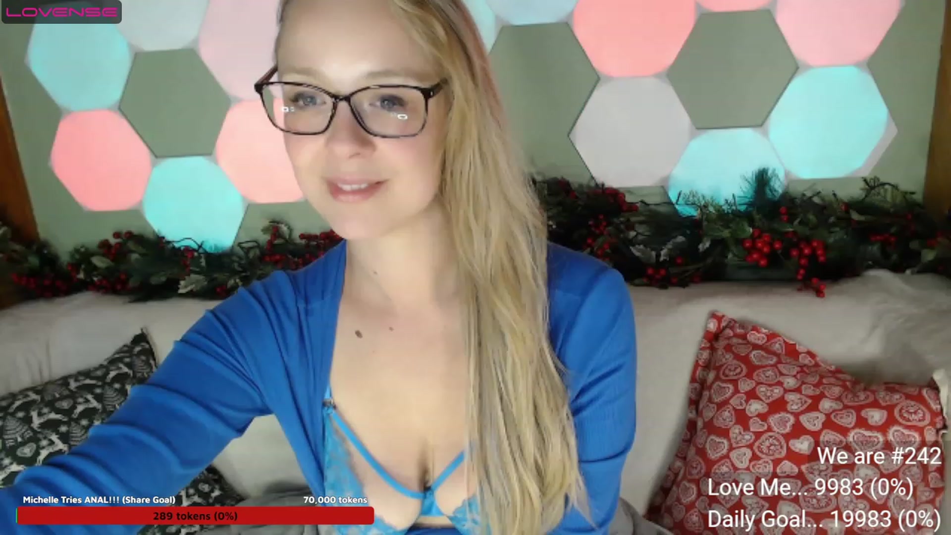 Gallery image thumbnail from Aussieversary's myfreecams stream on, 07/04/2023, 13:40 image 16 of 20