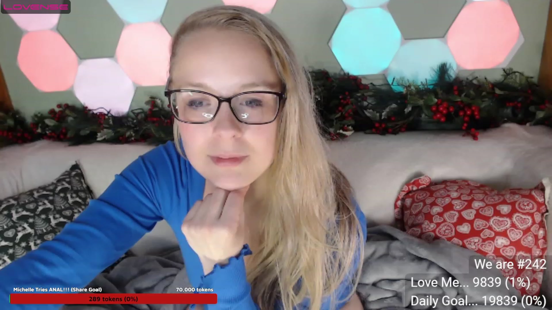 Gallery image thumbnail from Aussieversary's myfreecams stream on, 07/04/2023, 14:15 image 14 of 20
