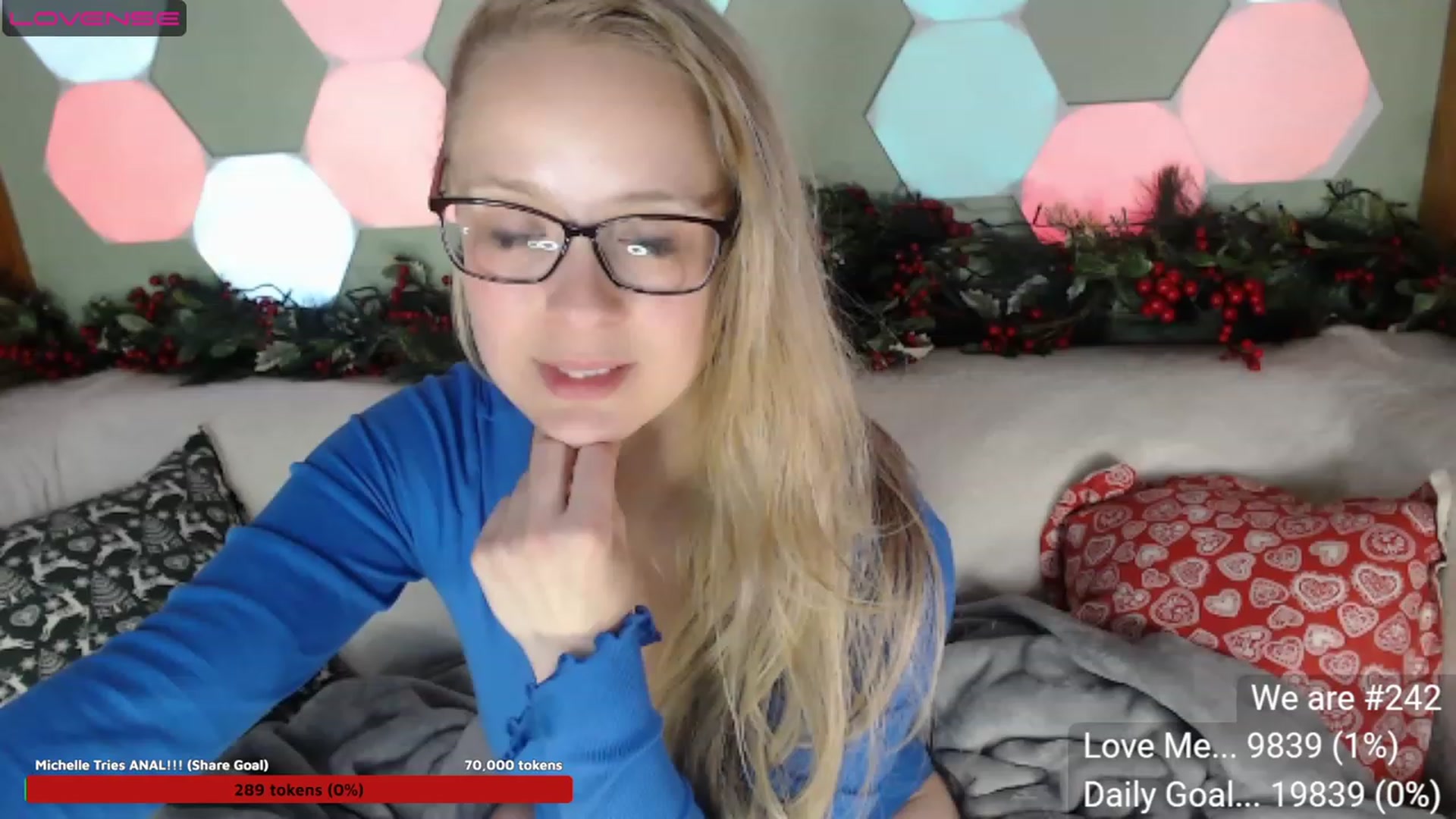 Gallery image thumbnail from Aussieversary's myfreecams stream on, 07/04/2023, 14:15 image 12 of 20