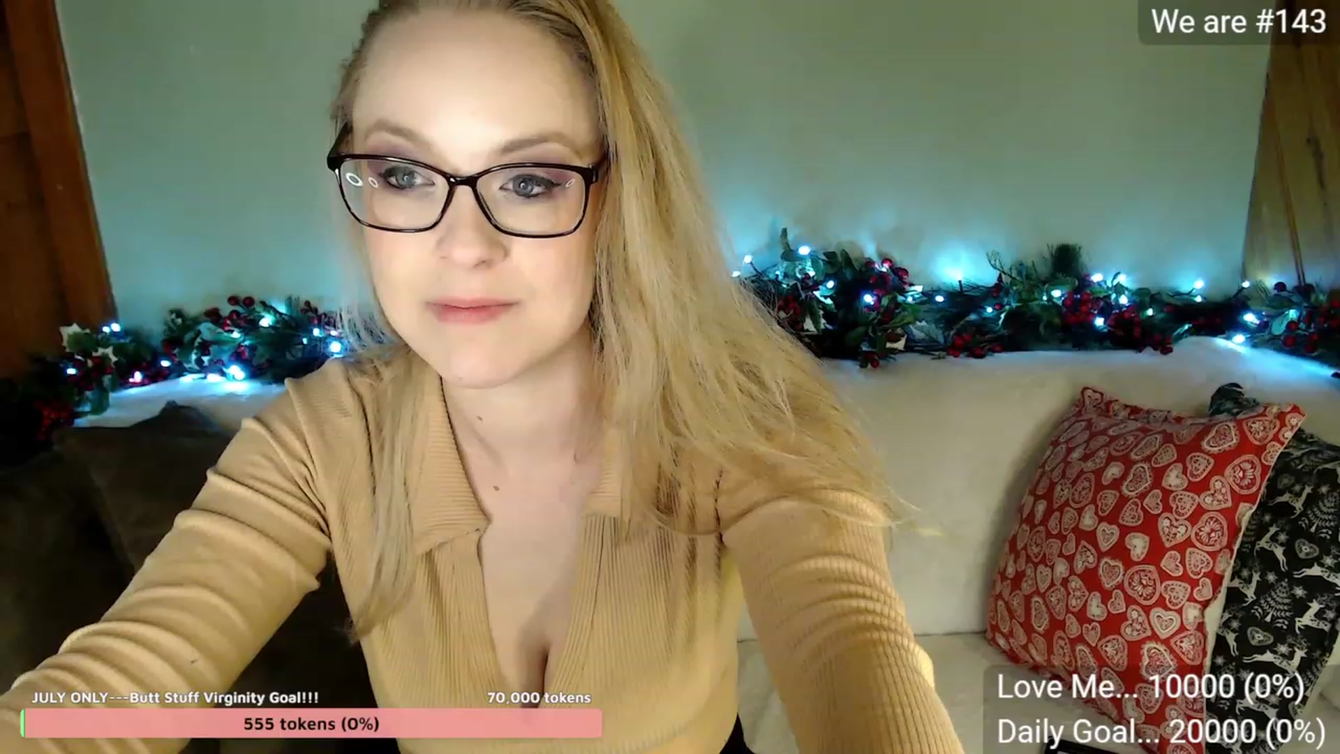 Gallery image thumbnail from Aussieversary's myfreecams stream on, 07/09/2023, 14:40 image 6 of 20