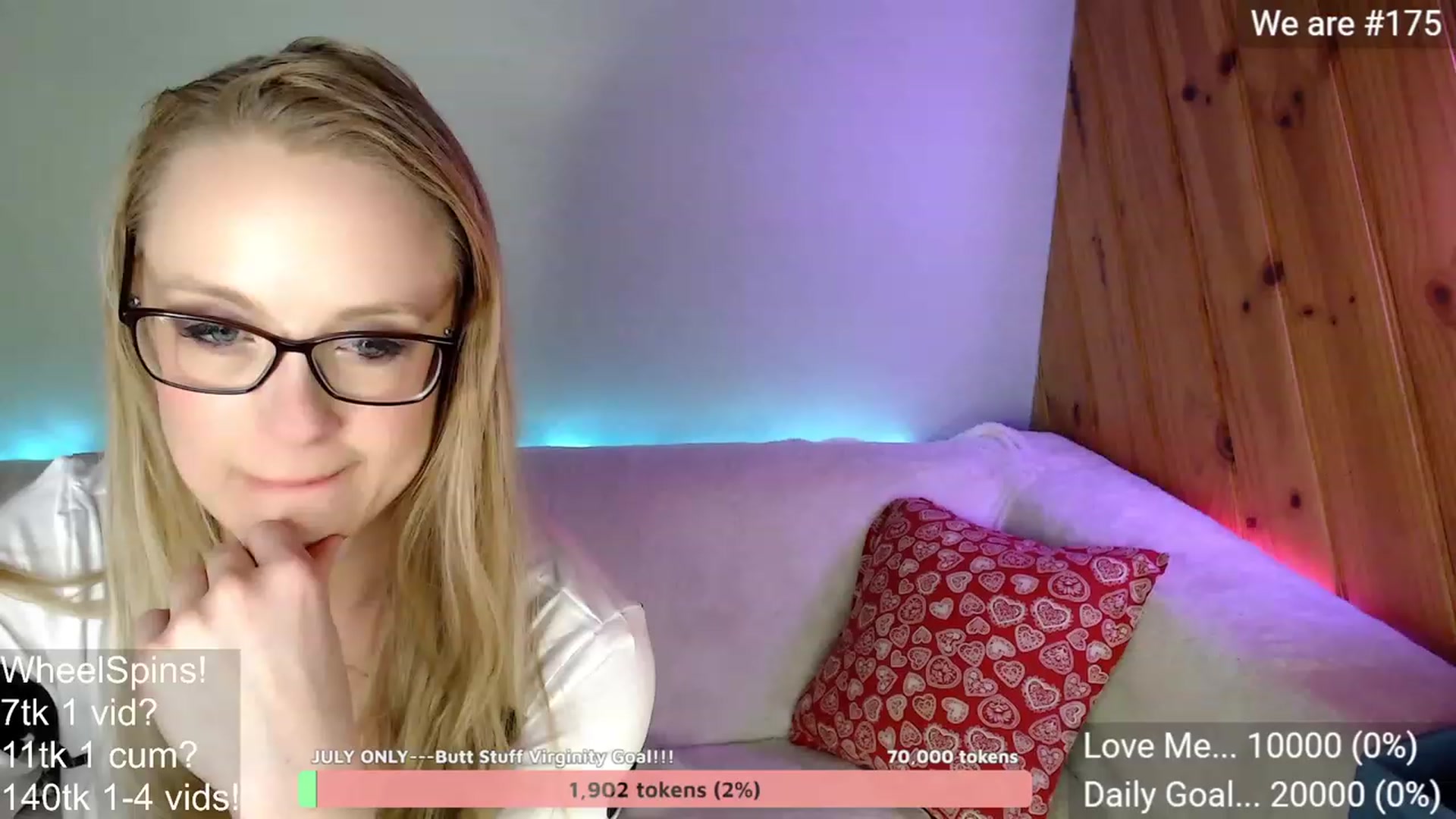 Gallery image thumbnail from Aussieversary's myfreecams stream on, 07/18/2023, 14:12 image 3 of 20