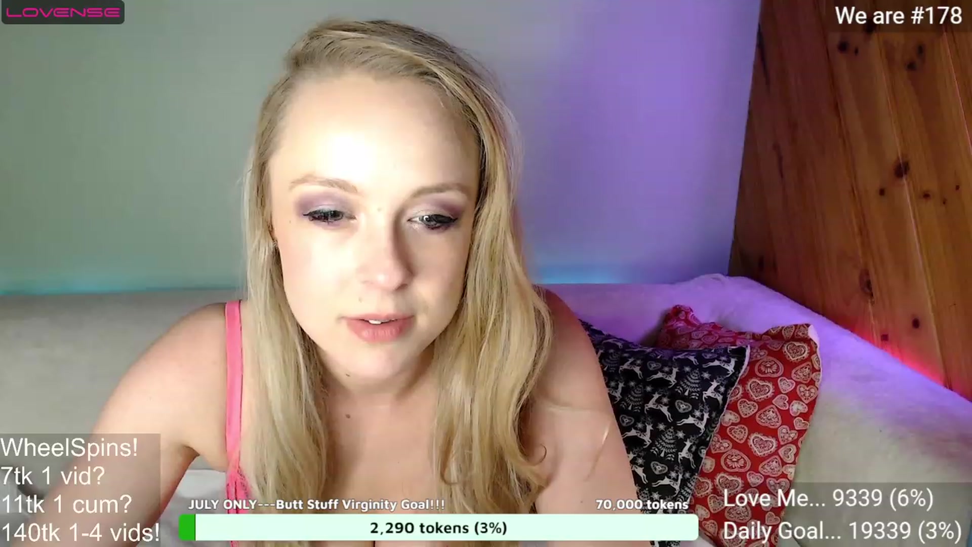 Gallery image thumbnail from Aussieversary's myfreecams stream on, 07/19/2023, 13:22 image 8 of 20