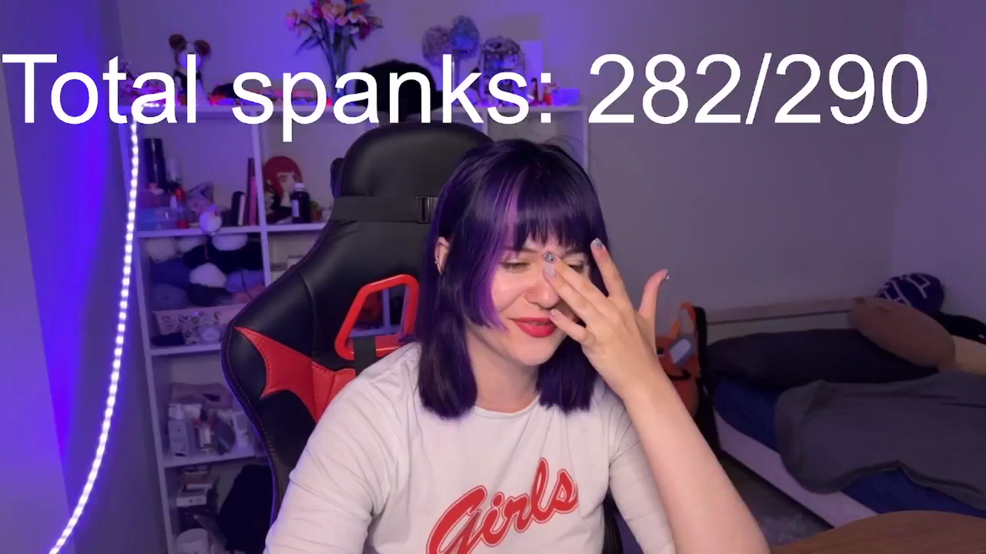 Gallery image thumbnail from AuthorityPass's myfreecams stream on, 07/11/2024, 24:00 image 4 of 20