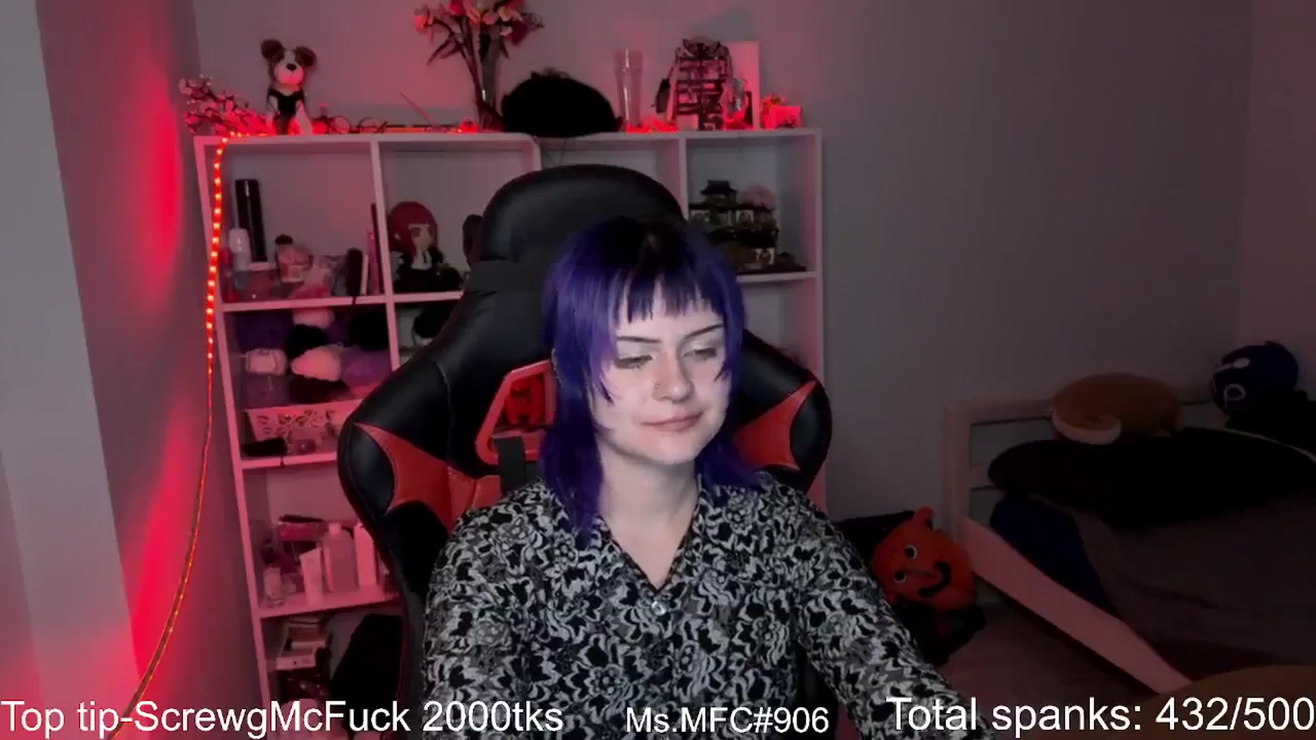 Gallery image thumbnail from AuthorityPass's myfreecams stream on, 08/10/2024, 24:25 image 15 of 20
