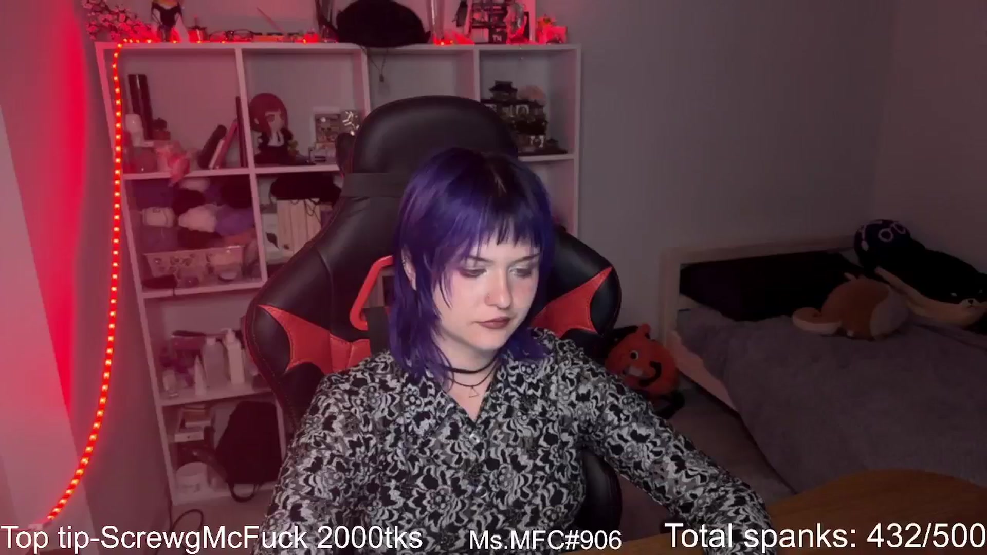 Gallery image thumbnail from AuthorityPass's myfreecams stream on, 08/11/2024, 23:40 image 2 of 20