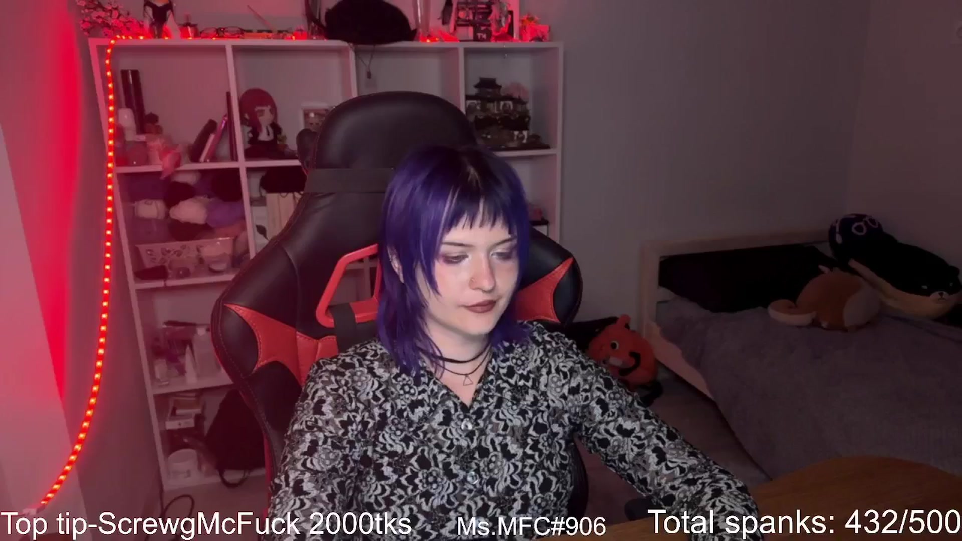 Gallery image thumbnail from AuthorityPass's myfreecams stream on, 08/11/2024, 23:40 image 15 of 20