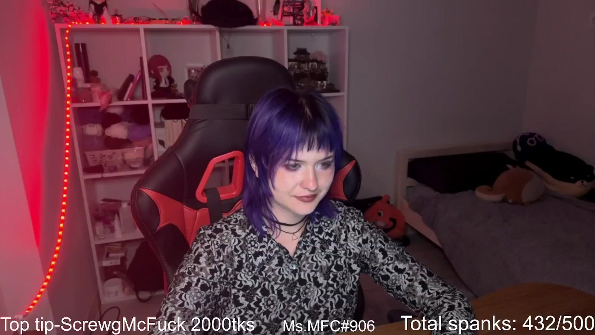 Gallery image thumbnail from AuthorityPass's myfreecams stream on, 08/11/2024, 23:40 image 11 of 20