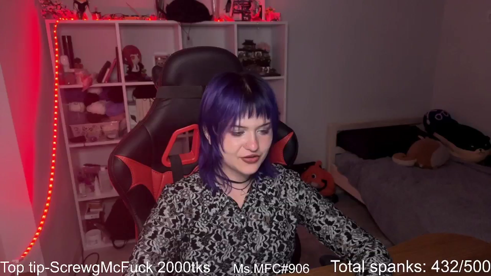 Gallery image thumbnail from AuthorityPass's myfreecams stream on, 08/11/2024, 23:40 image 10 of 20