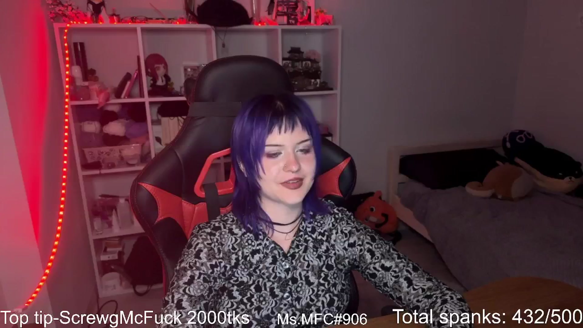 Gallery image thumbnail from AuthorityPass's myfreecams stream on, 08/11/2024, 23:40 image 14 of 20