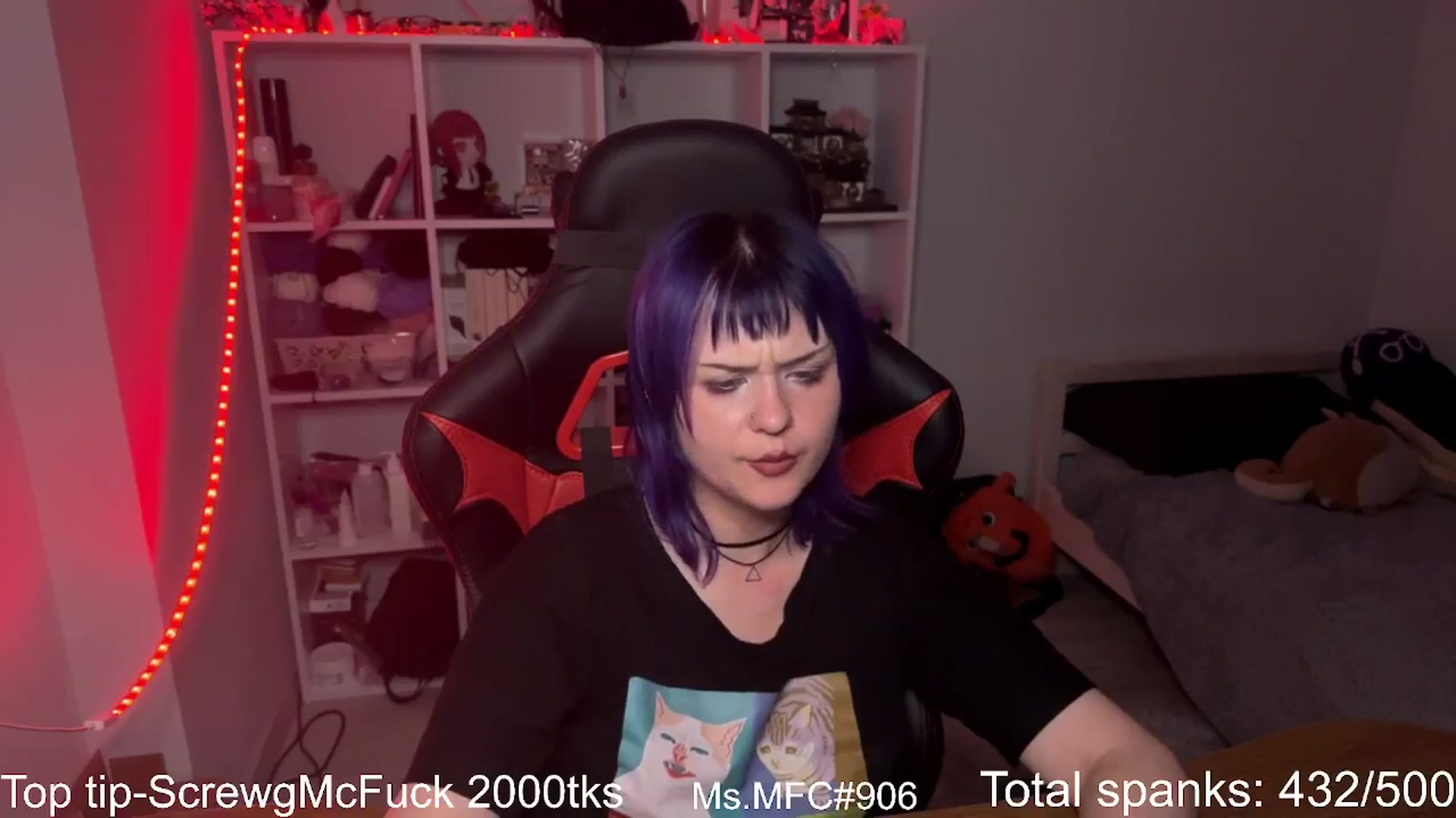 Gallery image thumbnail from AuthorityPass's myfreecams stream on, 08/12/2024, 02:31 image 13 of 20
